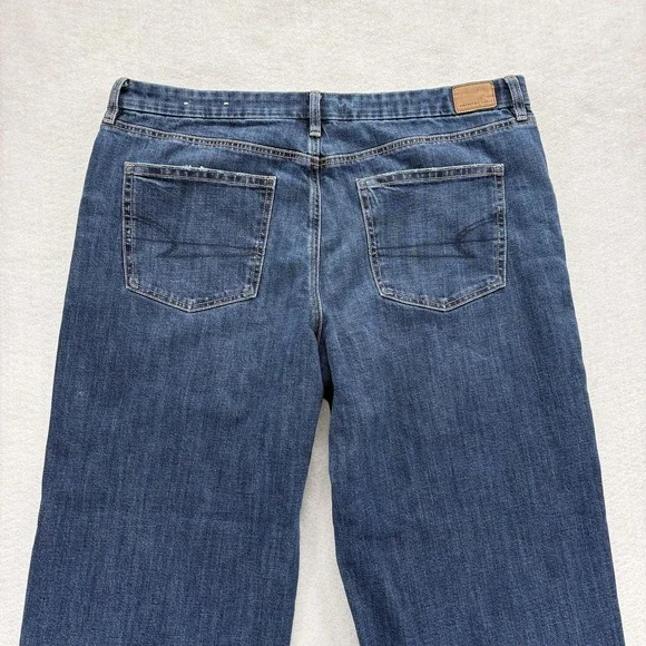 American Eagle Outfitters Wide Leg Jeans in Medium Blue - Picture 11 of 14